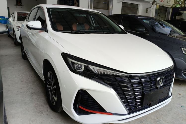 Used CHANGAN Eado 2023 Changan Edition PLUS Blue Whale NE 1.4T GDI DCT Prestige Version Front Right 45 Deg