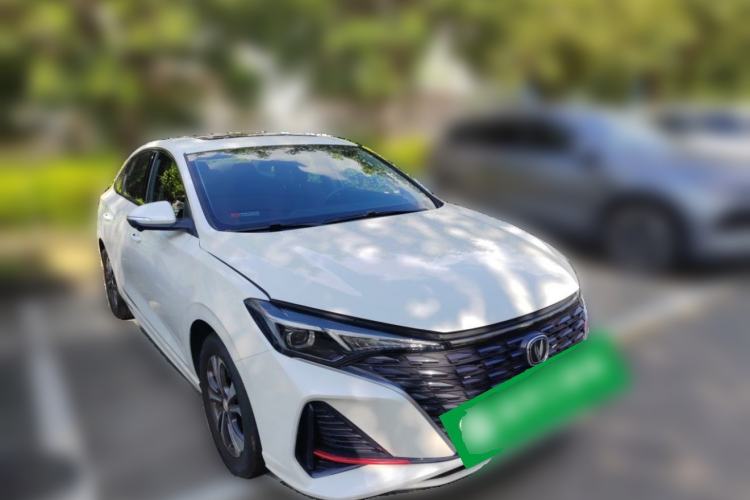 Used CHANGAN Eado 2023 Changan Edition PLUS Blue Whale NE 1.4T GDI DCT Prestige Version Front Right 45 Deg