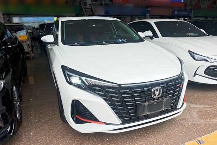 Used CHANGAN Eado 2023 Changan Edition PLUS Blue Whale NE 1.4T GDI DCT Prestige Version Front Right 45 Deg