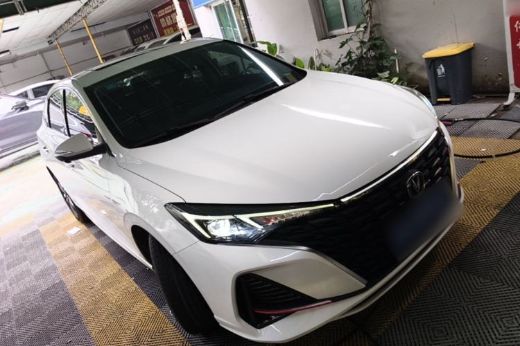 Used CHANGAN Eado 2023 Changan Edition PLUS Blue Whale NE 1.4T GDI DCT Prestige Version Front Right 45 Deg