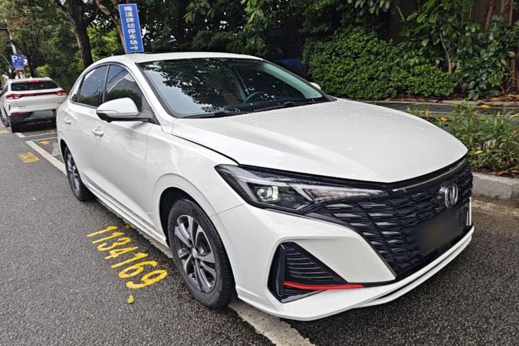 Used CHANGAN Eado 2023 Changan Edition PLUS Blue Whale NE 1.4T GDI DCT Prestige Version Front Right 45 Deg
