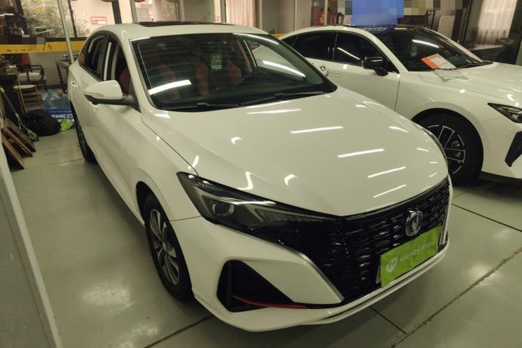 Used CHANGAN Eado 2023 Changan Edition PLUS Blue Whale NE 1.4T GDI DCT Prestige Version Front Right 45 Deg