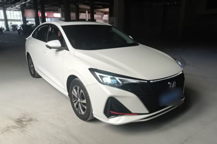 Used CHANGAN Eado 2023 Changan Edition PLUS Blue Whale NE 1.4T GDI DCT Prestige Version Front Right 45 Deg