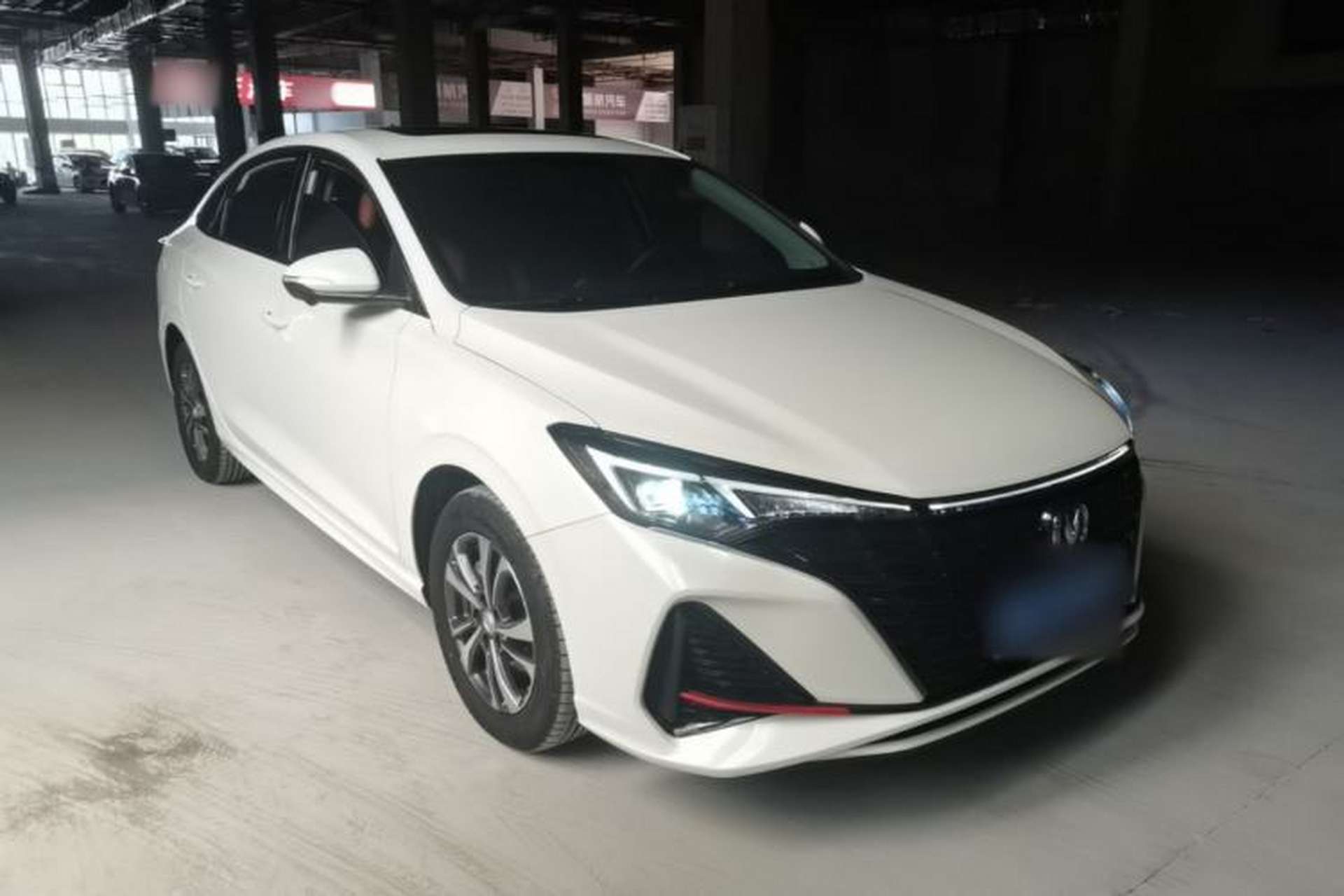 Used CHANGAN Eado 2023 Changan Edition PLUS Blue Whale NE 1.4T GDI DCT Prestige Version Front Right 45 Deg