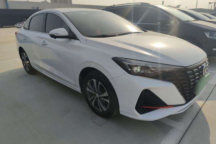 Used CHANGAN Eado 2023 Changan Edition PLUS Blue Whale NE 1.4T GDI DCT Prestige Version Front Right 45 Deg