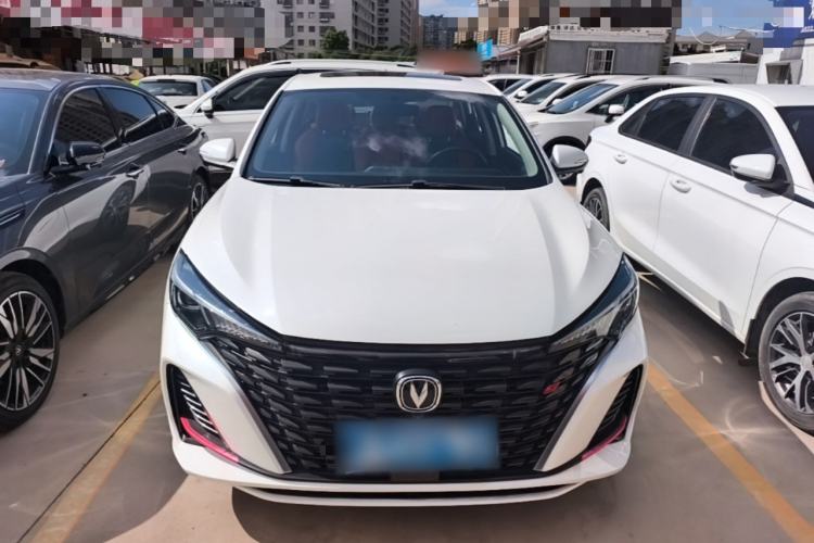 Used CHANGAN Eado 2023 Changan Edition PLUS Blue Whale NE 1.4T GDI DCT Prestige Version Front