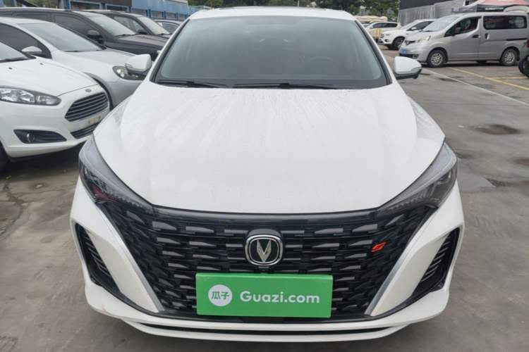 Used CHANGAN Eado 2023 Changan Edition PLUS Blue Whale NE 1.4T GDI DCT Prestige Version Front