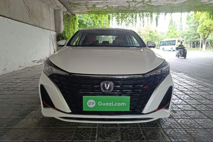 Used CHANGAN Eado 2023 Changan Edition PLUS Blue Whale NE 1.4T GDI DCT Prestige Version Front