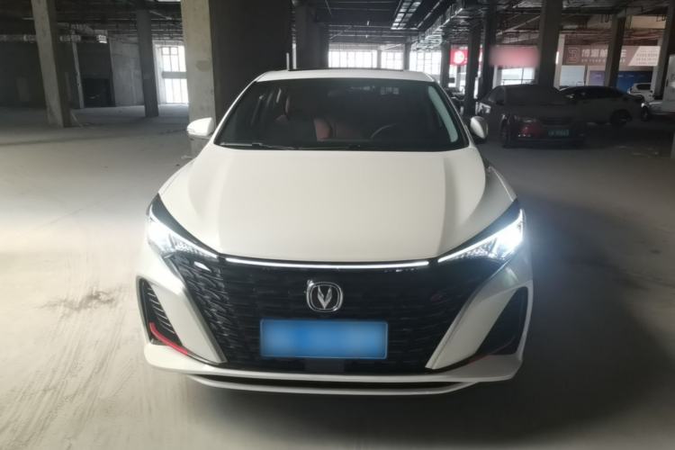 Used CHANGAN Eado 2023 Changan Edition PLUS Blue Whale NE 1.4T GDI DCT Prestige Version Front