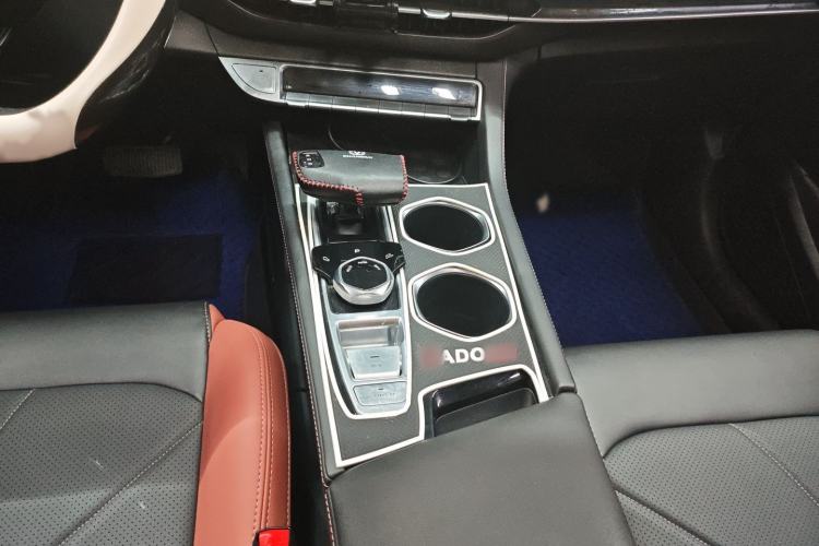 Used CHANGAN Eado 2023 Changan Edition PLUS Blue Whale NE 1.4T GDI DCT Prestige Version Gear Lever