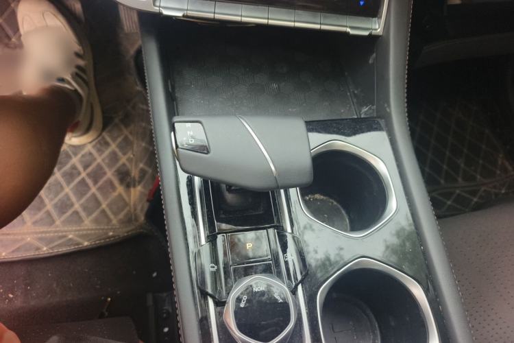 Used CHANGAN Eado 2023 Changan Edition PLUS Blue Whale NE 1.4T GDI DCT Prestige Version Gear Lever
