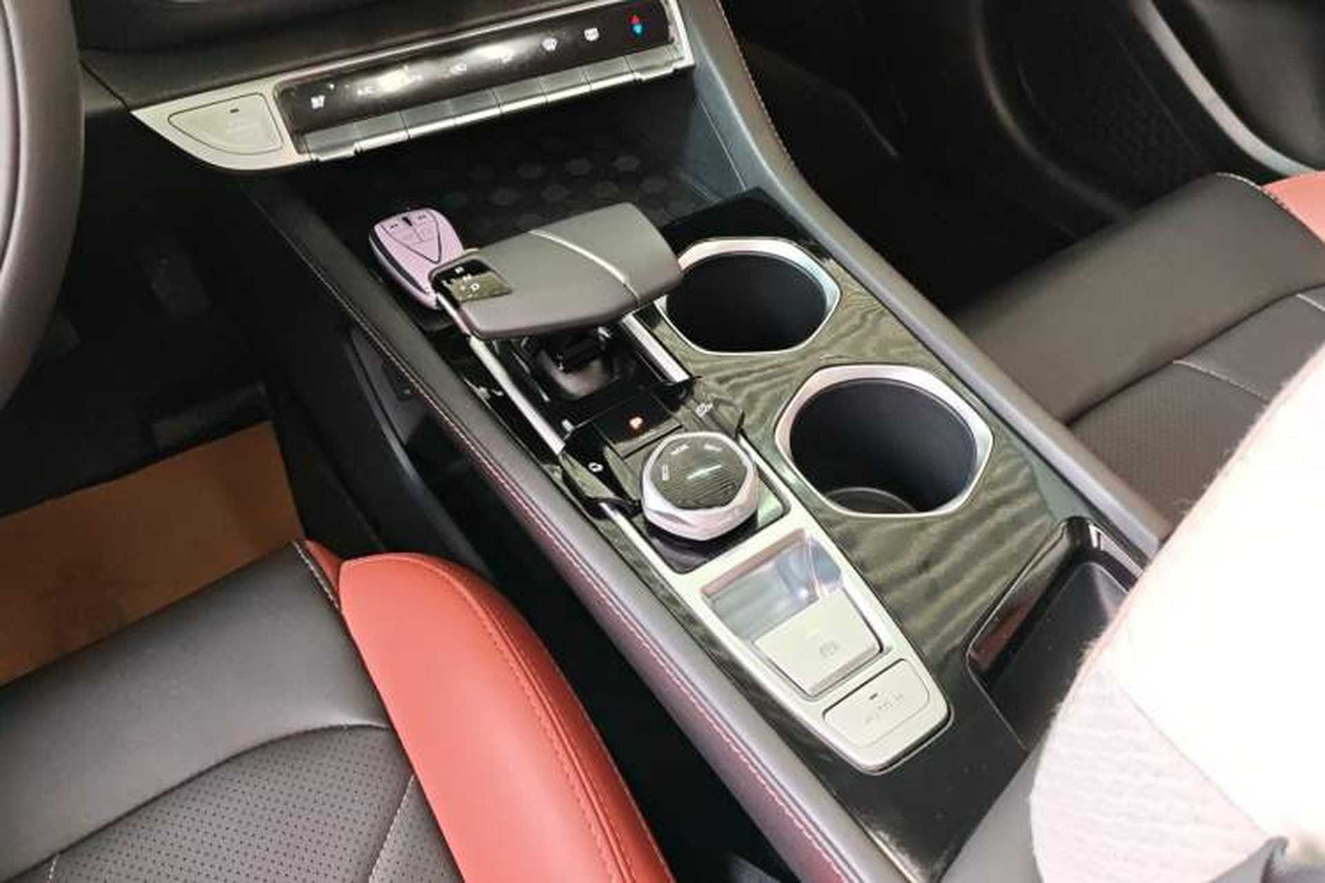 Used CHANGAN Eado 2023 Changan Edition PLUS Blue Whale NE 1.4T GDI DCT Prestige Version Gear Lever