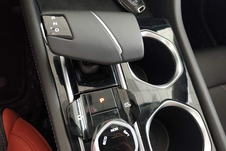Used CHANGAN Eado 2023 Changan Edition PLUS Blue Whale NE 1.4T GDI DCT Prestige Version Gear Lever