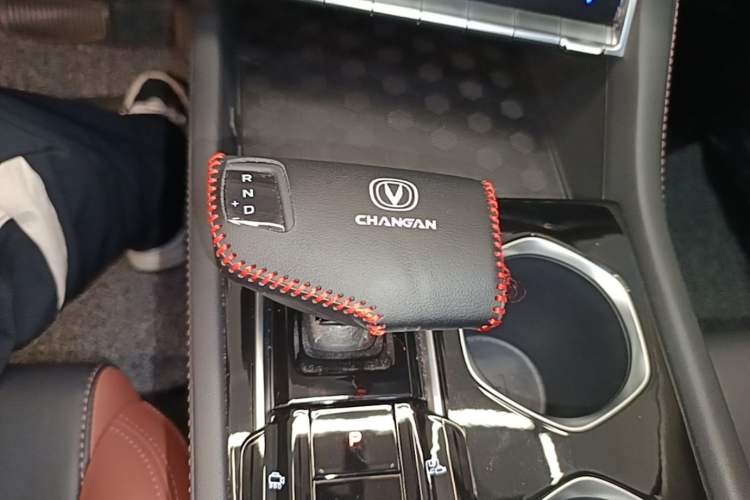 Used CHANGAN Eado 2023 Changan Edition PLUS Blue Whale NE 1.4T GDI DCT Prestige Version Gear Lever