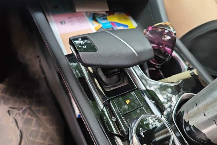Used CHANGAN Eado 2023 Changan Edition PLUS Blue Whale NE 1.4T GDI DCT Prestige Version Gear Lever