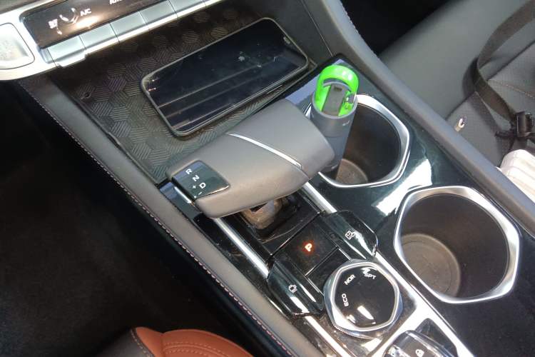 Used CHANGAN Eado 2023 Changan Edition PLUS Blue Whale NE 1.4T GDI DCT Prestige Version Gear Lever
