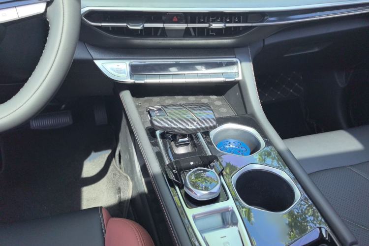 Used CHANGAN Eado 2023 Changan Edition PLUS Blue Whale NE 1.4T GDI DCT Prestige Version Gear Lever