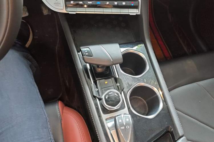 Used CHANGAN Eado 2023 Changan Edition PLUS Blue Whale NE 1.4T GDI DCT Prestige Version Gear Lever