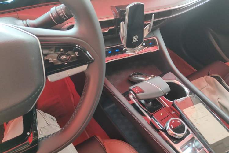 Used CHANGAN Eado 2023 Changan Edition PLUS Blue Whale NE 1.4T GDI DCT Prestige Version Gear Lever