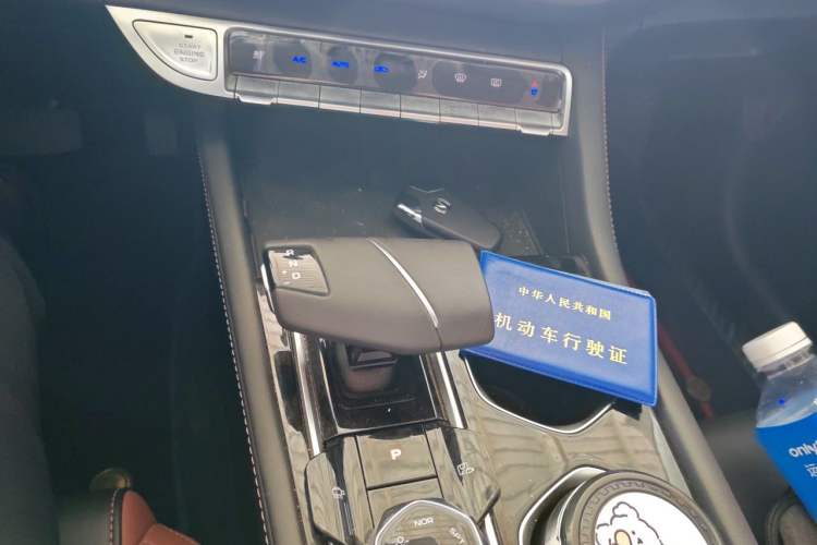Used CHANGAN Eado 2023 Changan Edition PLUS Blue Whale NE 1.4T GDI DCT Prestige Version Gear Lever