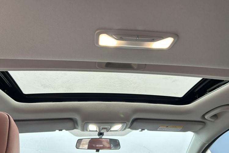 Used CHANGAN Eado 2023 Changan Edition PLUS Blue Whale NE 1.4T GDI DCT Prestige Version Headliner