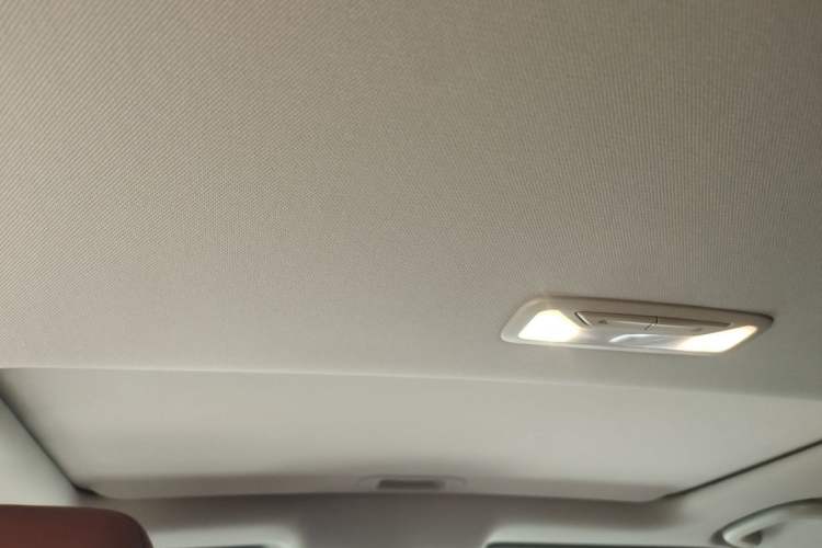 Used CHANGAN Eado 2023 Changan Edition PLUS Blue Whale NE 1.4T GDI DCT Prestige Version Headliner