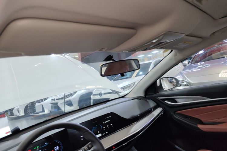 Used CHANGAN Eado 2023 Changan Edition PLUS Blue Whale NE 1.4T GDI DCT Prestige Version Headliner