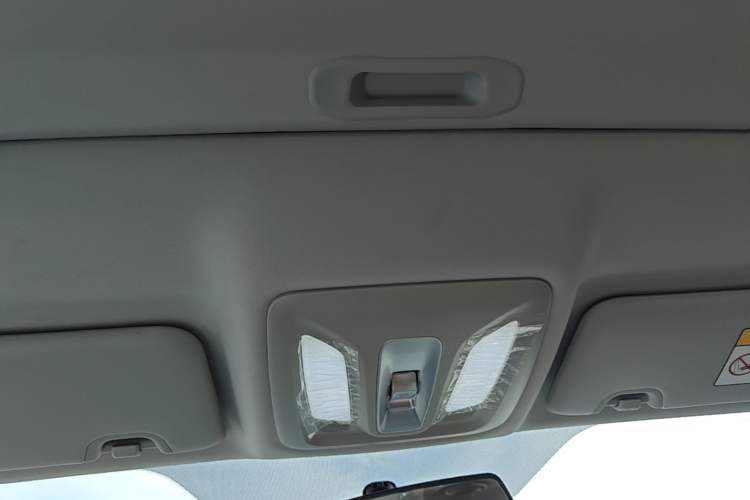 Used CHANGAN Eado 2023 Changan Edition PLUS Blue Whale NE 1.4T GDI DCT Prestige Version Headliner