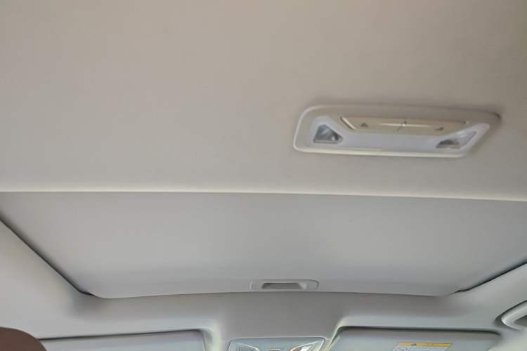 Used CHANGAN Eado 2023 Changan Edition PLUS Blue Whale NE 1.4T GDI DCT Prestige Version Headliner