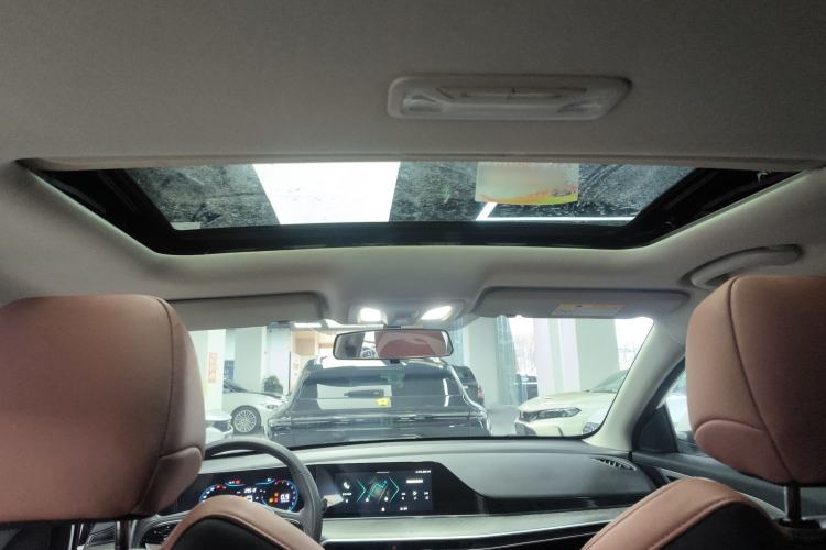 Used CHANGAN Eado 2023 Changan Edition PLUS Blue Whale NE 1.4T GDI DCT Prestige Version Headliner
