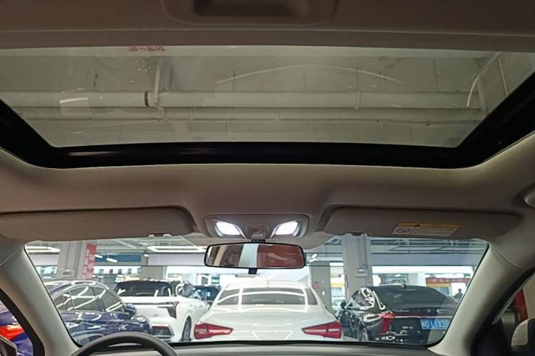 Used CHANGAN Eado 2023 Changan Edition PLUS Blue Whale NE 1.4T GDI DCT Prestige Version Headliner