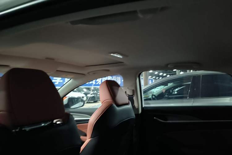Used CHANGAN Eado 2023 Changan Edition PLUS Blue Whale NE 1.4T GDI DCT Prestige Version Headliner