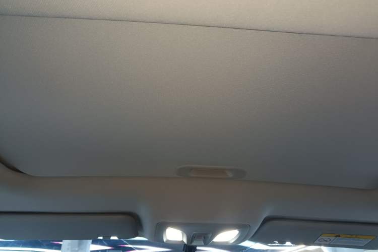 Used CHANGAN Eado 2023 Changan Edition PLUS Blue Whale NE 1.4T GDI DCT Prestige Version Headliner