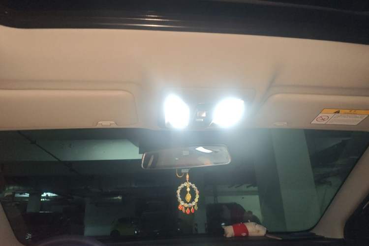Used CHANGAN Eado 2023 Changan Edition PLUS Blue Whale NE 1.4T GDI DCT Prestige Version Headliner