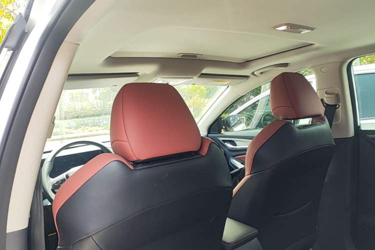 Used CHANGAN Eado 2023 Changan Edition PLUS Blue Whale NE 1.4T GDI DCT Prestige Version Headliner