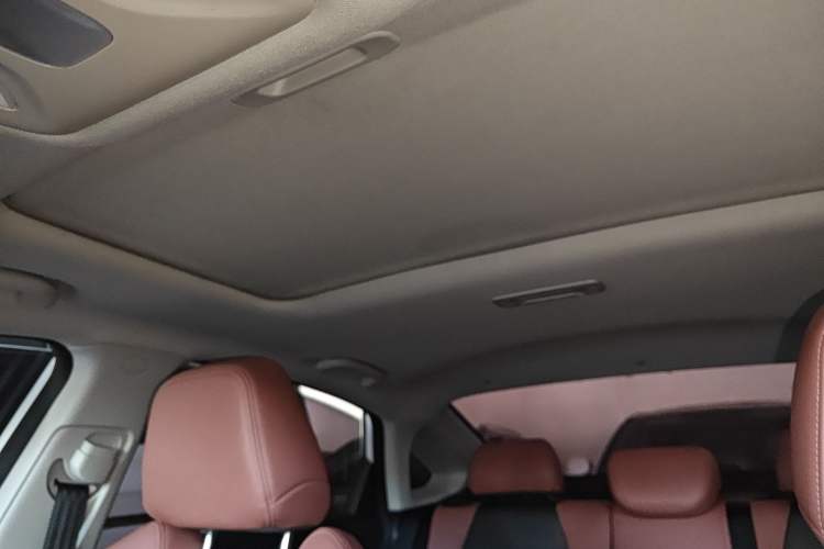 Used CHANGAN Eado 2023 Changan Edition PLUS Blue Whale NE 1.4T GDI DCT Prestige Version Headliner