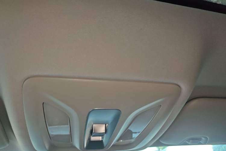 Used CHANGAN Eado 2023 Changan Edition PLUS Blue Whale NE 1.4T GDI DCT Prestige Version Headliner