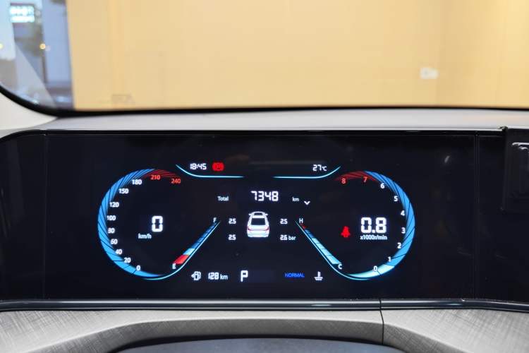Used CHANGAN Eado 2023 Changan Edition PLUS Blue Whale NE 1.4T GDI DCT Prestige Version Instrument Cluster