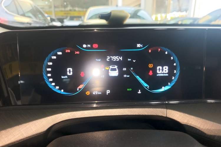 Used CHANGAN Eado 2023 Changan Edition PLUS Blue Whale NE 1.4T GDI DCT Prestige Version Instrument Cluster