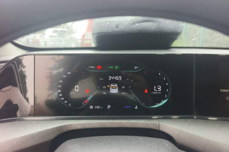 Used CHANGAN Eado 2023 Changan Edition PLUS Blue Whale NE 1.4T GDI DCT Prestige Version Instrument Cluster