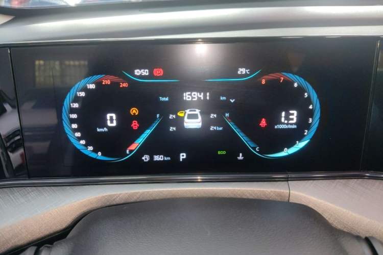 Used CHANGAN Eado 2023 Changan Edition PLUS Blue Whale NE 1.4T GDI DCT Prestige Version Instrument Cluster