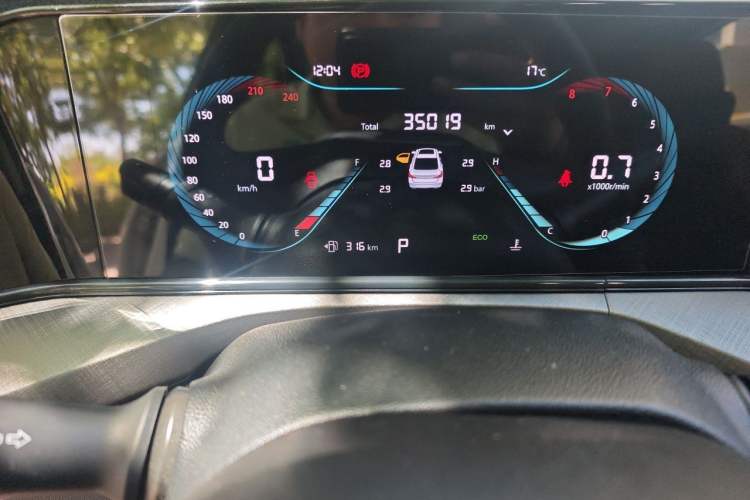 Used CHANGAN Eado 2023 Changan Edition PLUS Blue Whale NE 1.4T GDI DCT Prestige Version Instrument Cluster