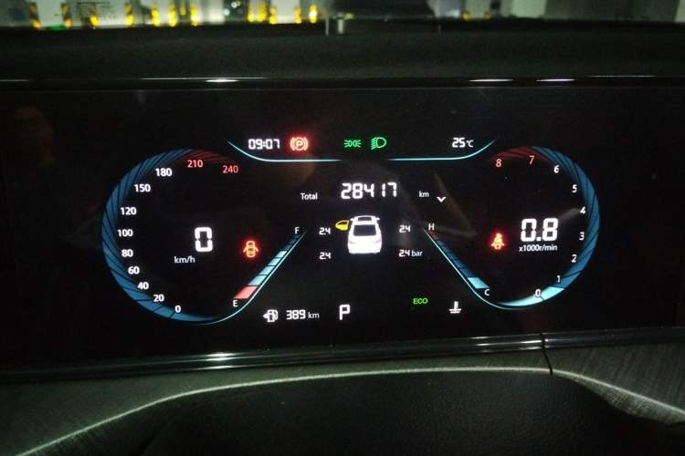 Used CHANGAN Eado 2023 Changan Edition PLUS Blue Whale NE 1.4T GDI DCT Prestige Version Instrument Cluster