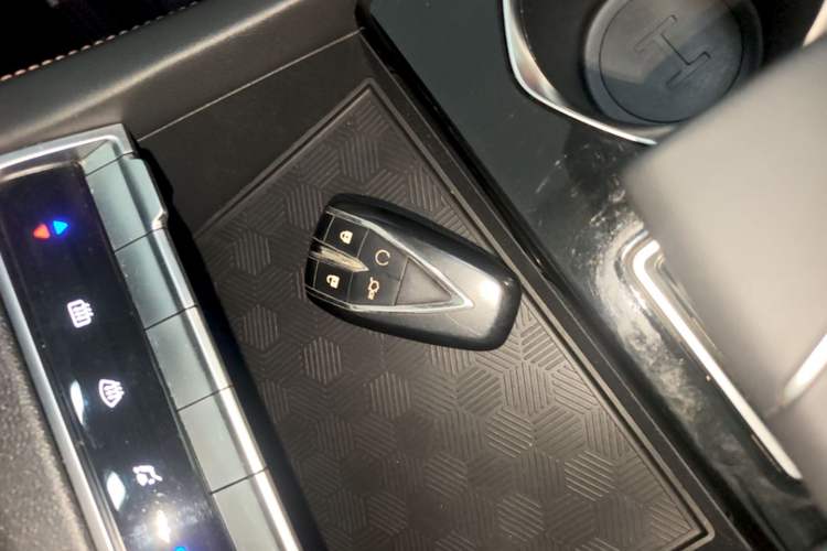 Used CHANGAN Eado 2023 Changan Edition PLUS Blue Whale NE 1.4T GDI DCT Prestige Version Interior 1