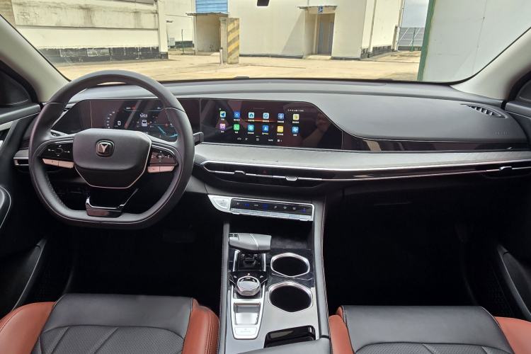 Used CHANGAN Eado 2023 Changan Edition PLUS Blue Whale NE 1.4T GDI DCT Prestige Version Interior 1