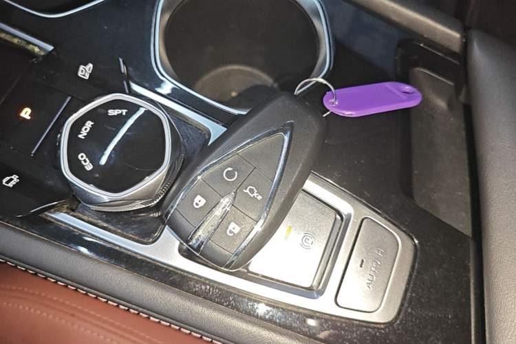 Used CHANGAN Eado 2023 Changan Edition PLUS Blue Whale NE 1.4T GDI DCT Prestige Version Interior 1