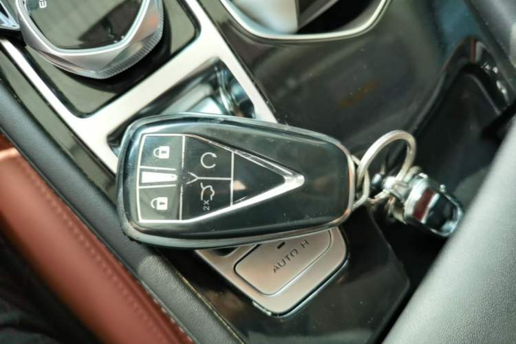 Used CHANGAN Eado 2023 Changan Edition PLUS Blue Whale NE 1.4T GDI DCT Prestige Version Interior 1