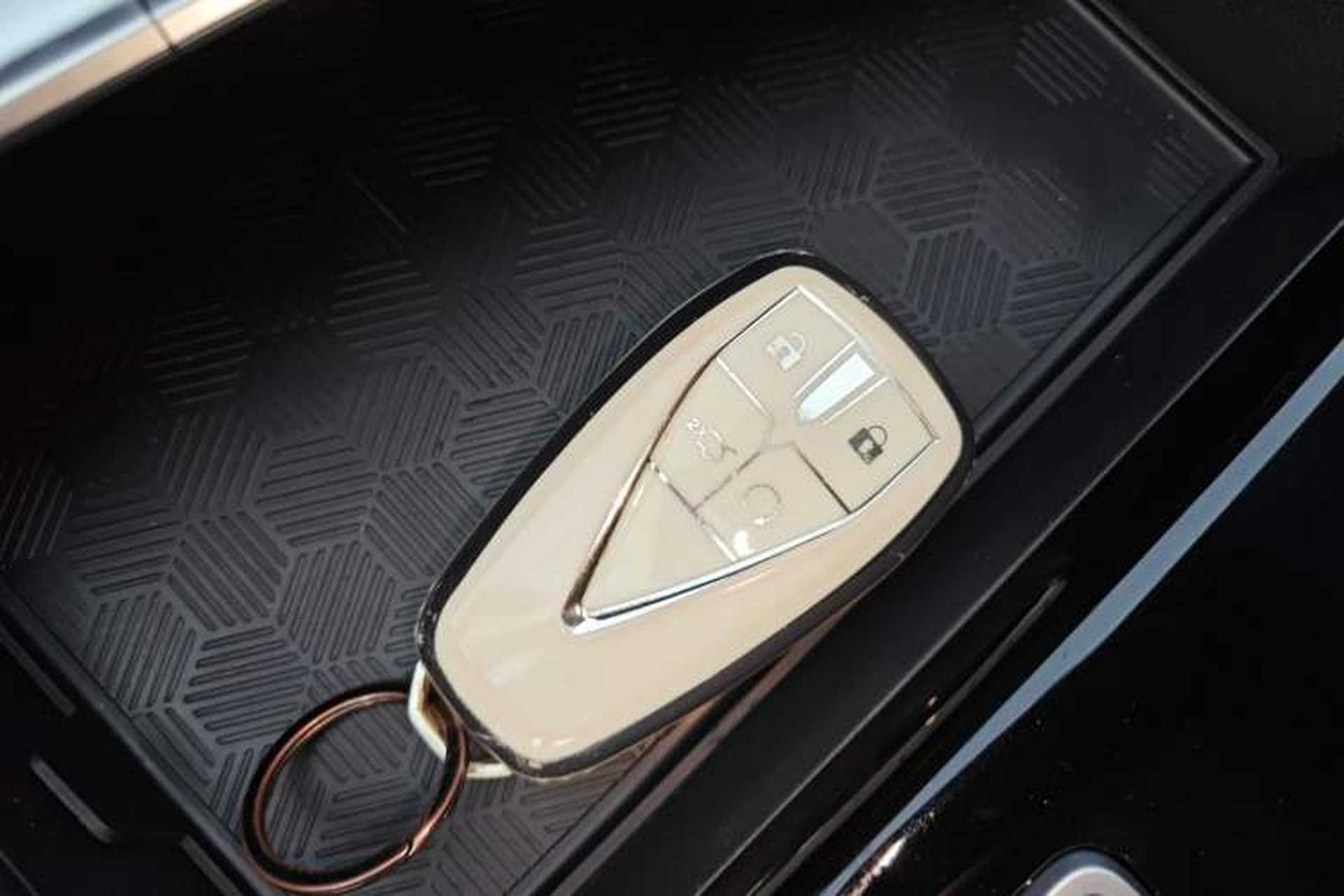 Used CHANGAN Eado 2023 Changan Edition PLUS Blue Whale NE 1.4T GDI DCT Prestige Version Interior 1