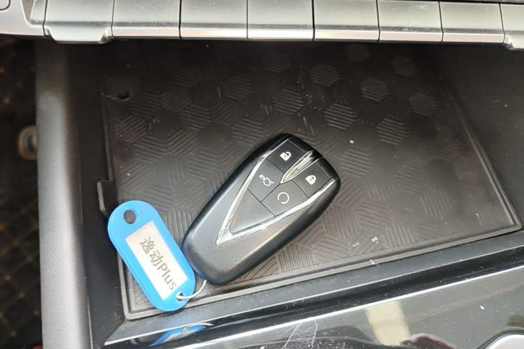 Used CHANGAN Eado 2023 Changan Edition PLUS Blue Whale NE 1.4T GDI DCT Prestige Version Interior 1