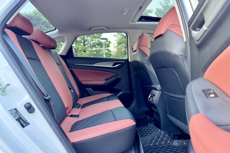 Used CHANGAN Eado 2023 Changan Edition PLUS Blue Whale NE 1.4T GDI DCT Prestige Version Interior 1